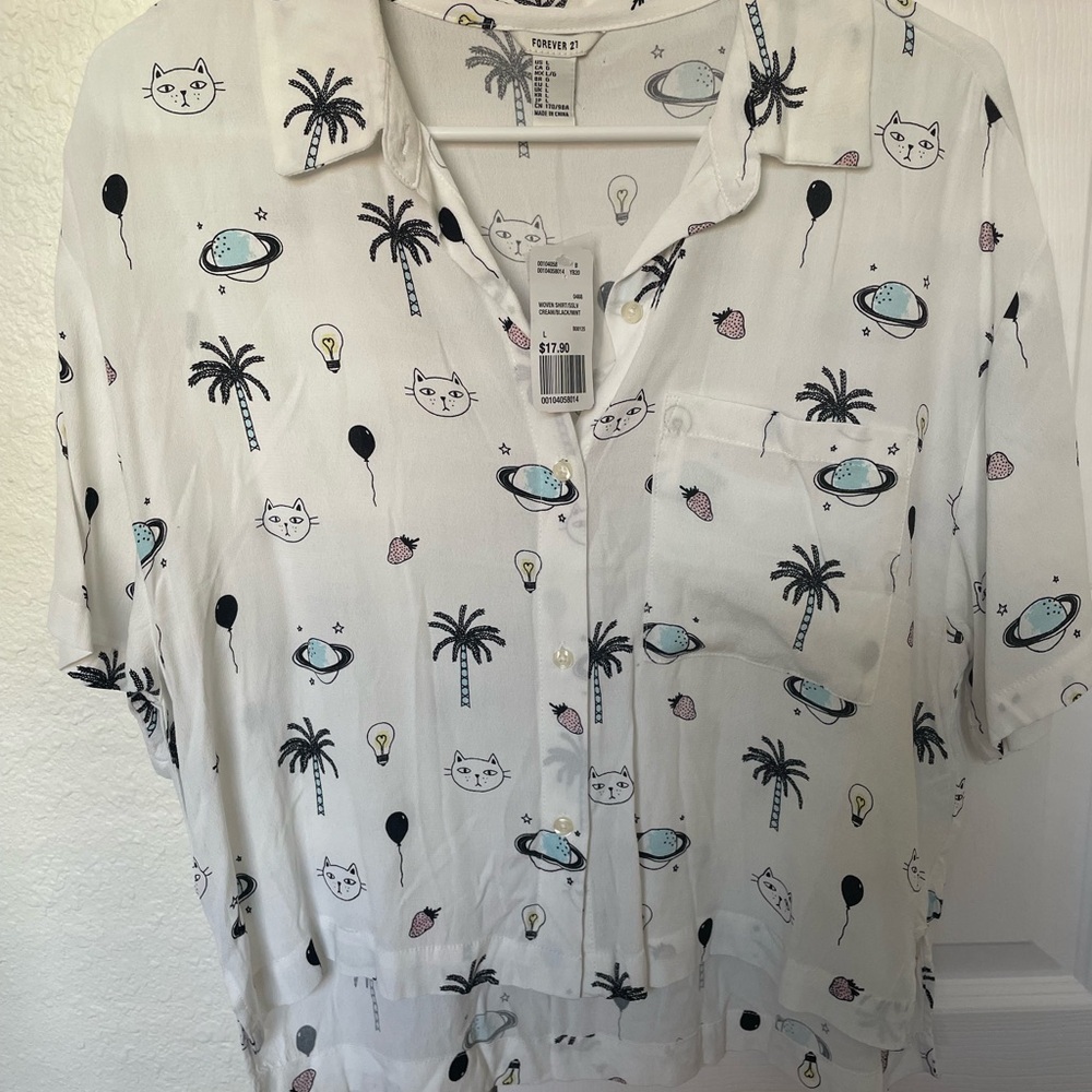 NEW WITH TAG- FOREVER 21 - Picture 3 of 5